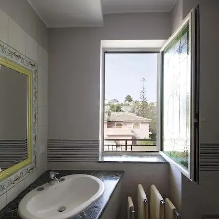 La Casa Sulla Latomia Con Parcheggio Gratuito Privato Apartment Syracuse